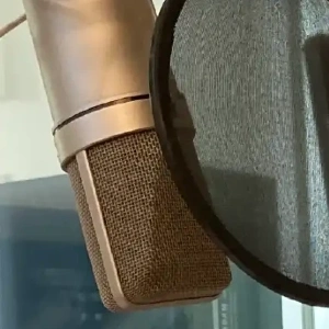 studiomicrophone3